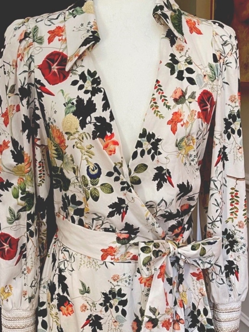 Alice + Olivia Alisa Vanilla Kiss Faux Wrap Shirt Mini Dress NWT Sz 8 - Picture 5 of 16